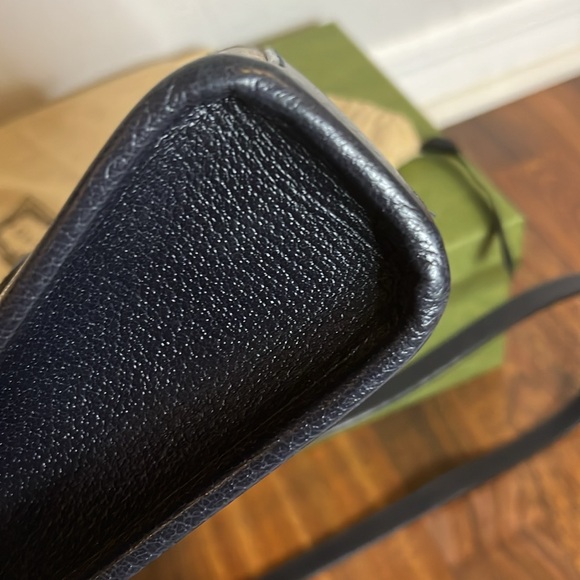 1372 Gucci crossbody bag/handbag - Picture 7 of 9